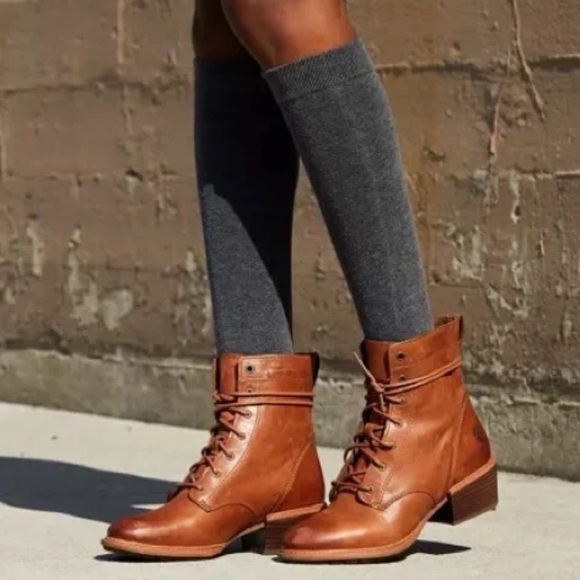 Timberland Sutherlin Bay Lace Up Boots